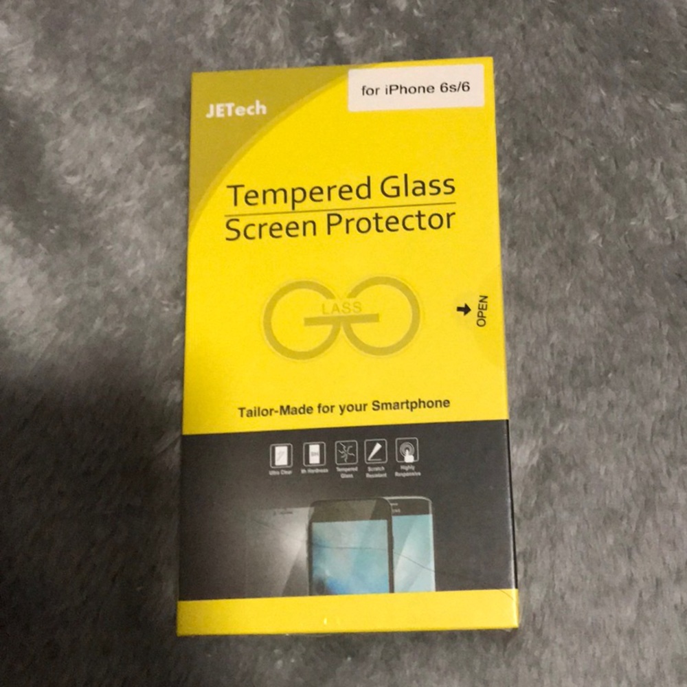 Tempered glass screen protector